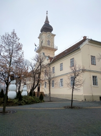 látnivaló címképe