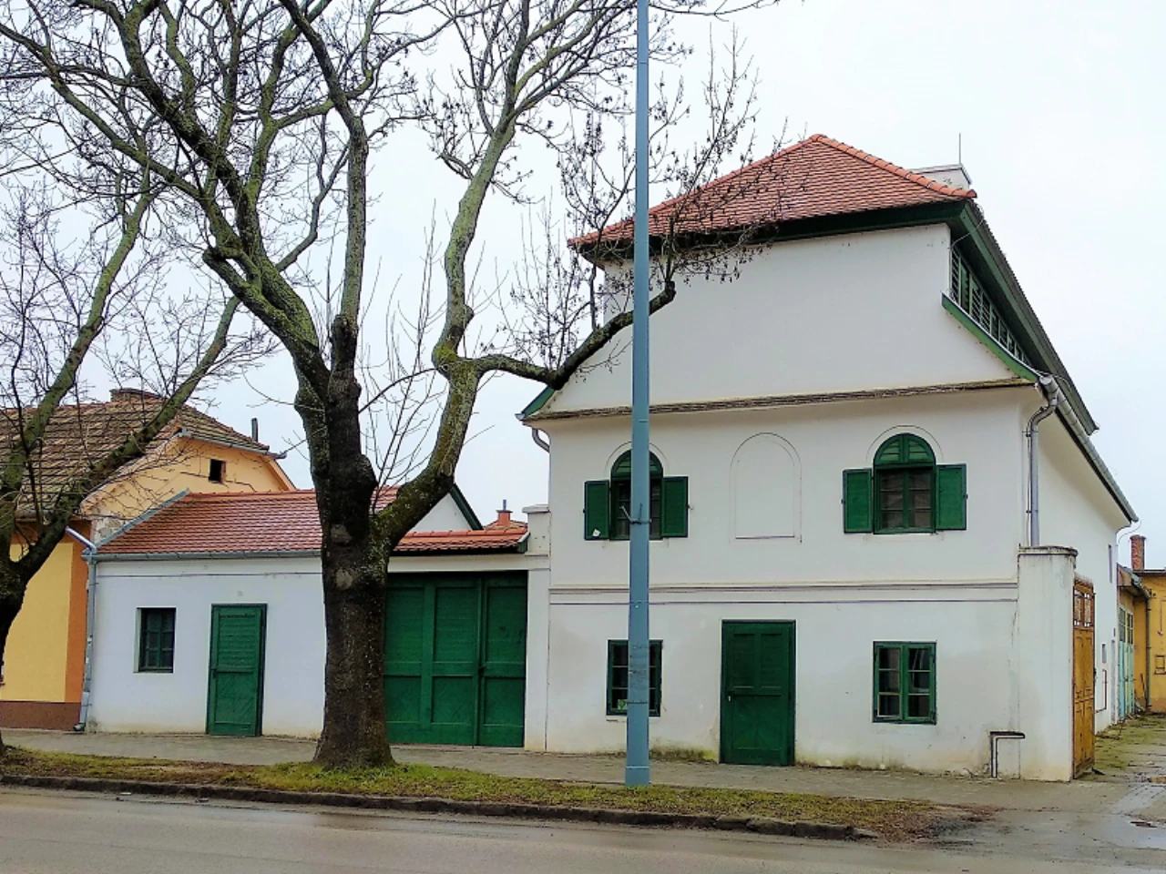 látnivaló címképe