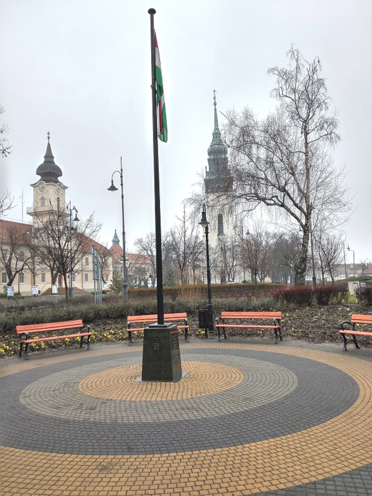 látnivaló címképe
