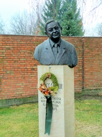 látnivaló címképe