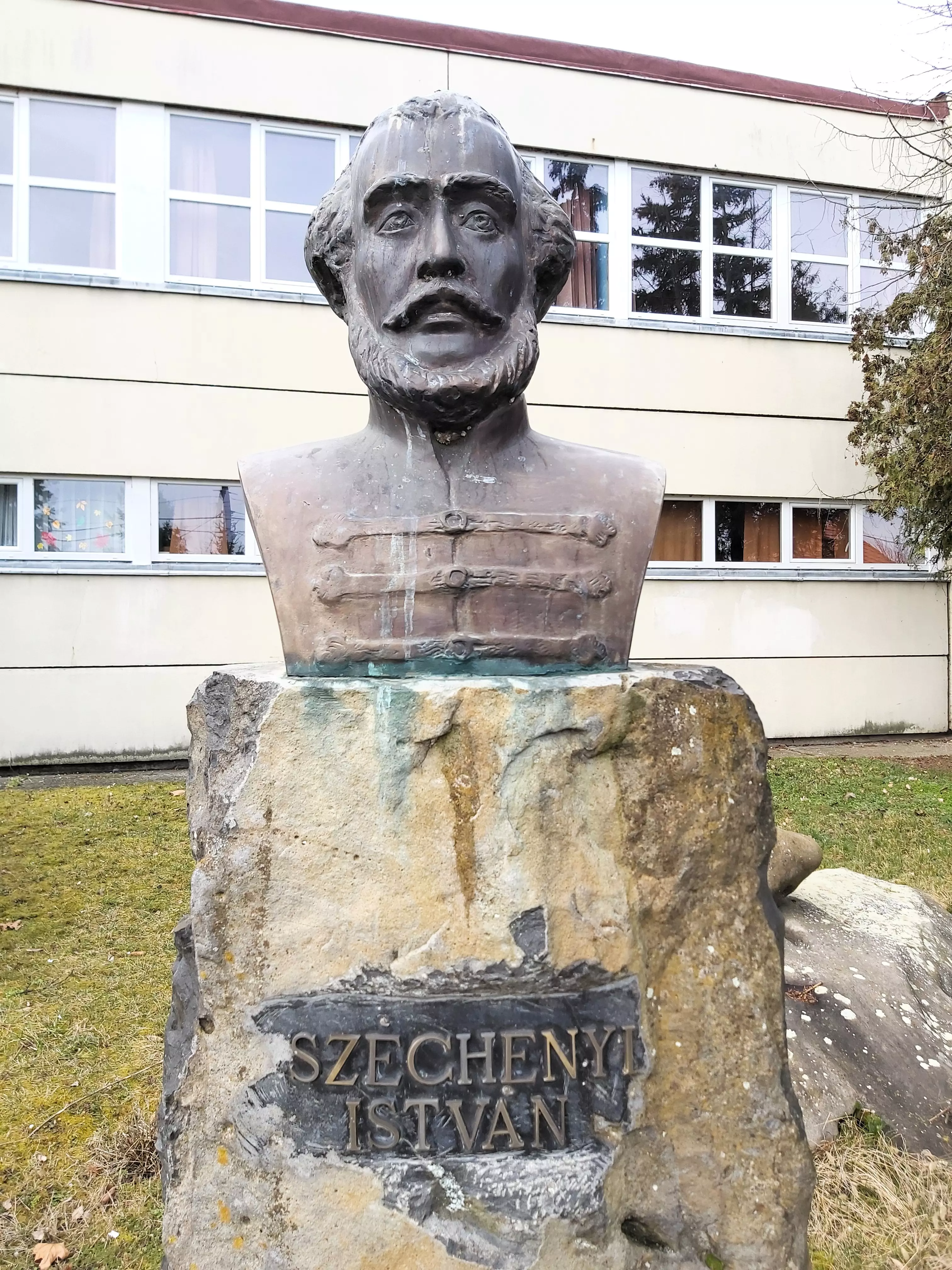 látnivaló címképe