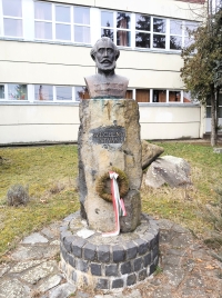 látnivaló címképe