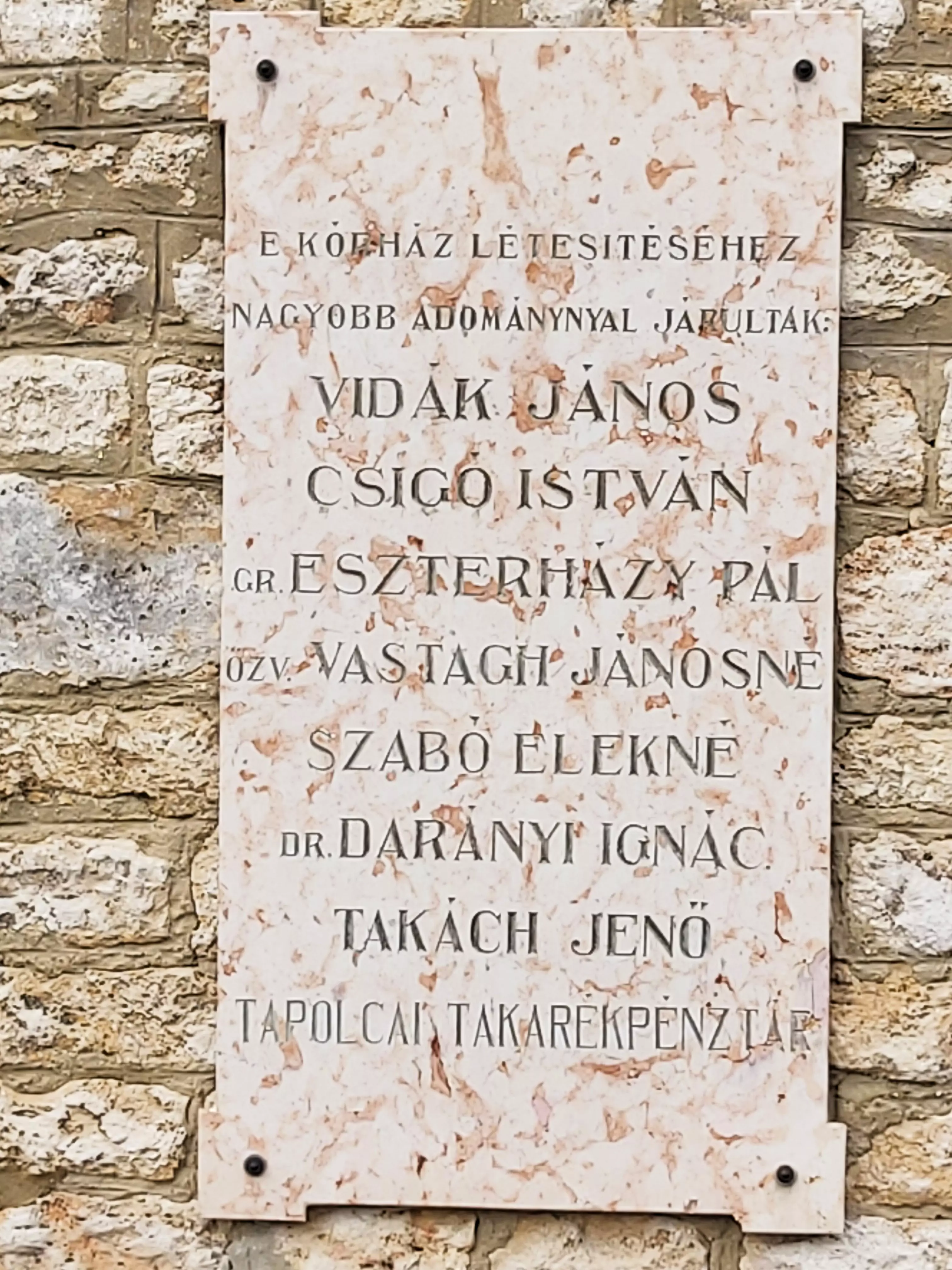 látnivaló címképe