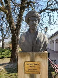 látnivaló címképe