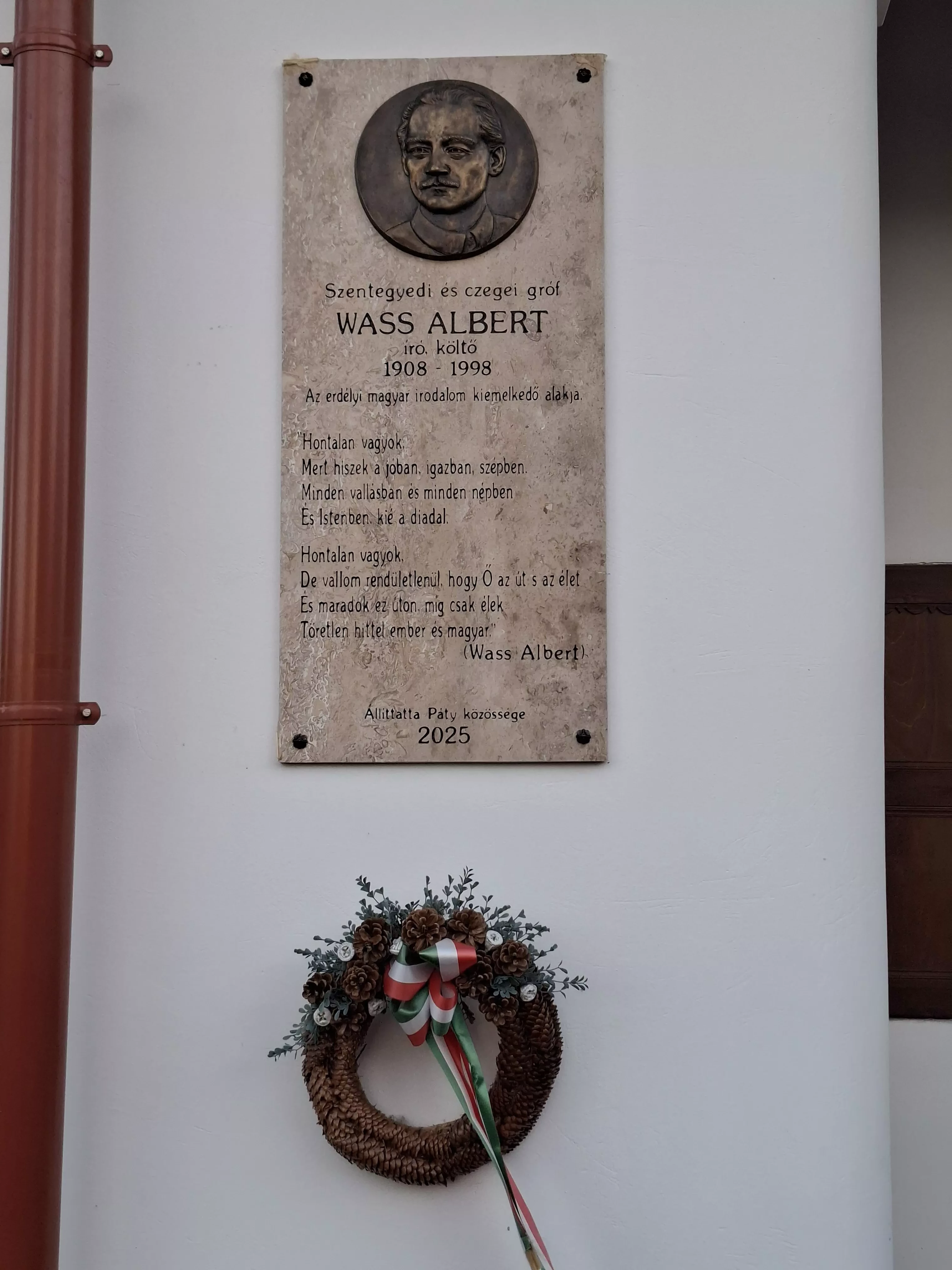 látnivaló címképe